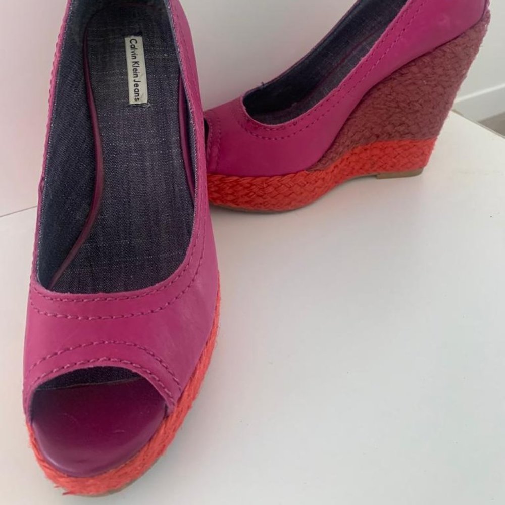 Sandals Platforms - Picture 2 of 2